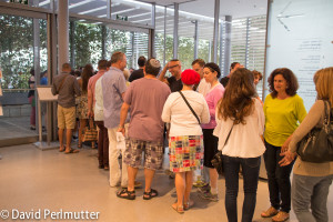 Lining up to enter the 2014 Jerusalem Wine Festival.